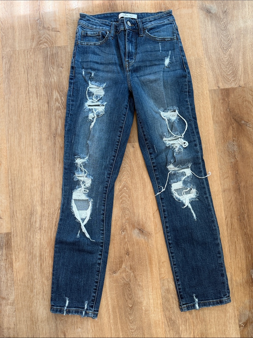 Distressed Dark Blue Women's Skinny Jeans
